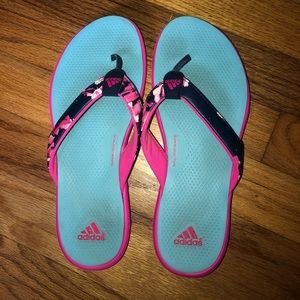 Adidas flip flops